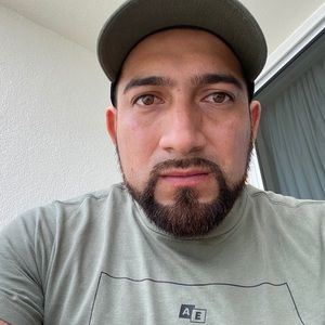 Meet your Posher, Ismael